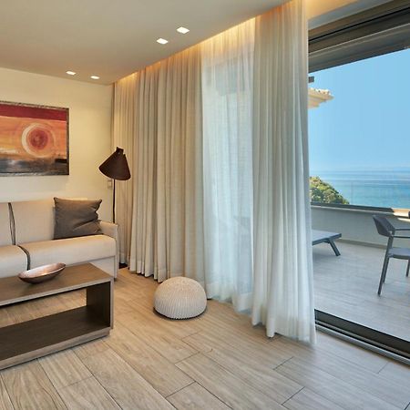 Prima Vista Beachfront Boutique Hotel Sívota Buitenkant foto