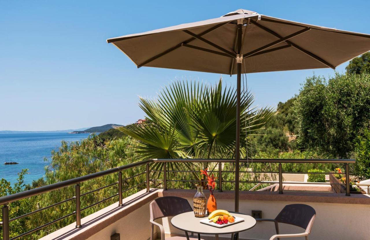 Prima Vista Beachfront Boutique Hotel Sívota Buitenkant foto