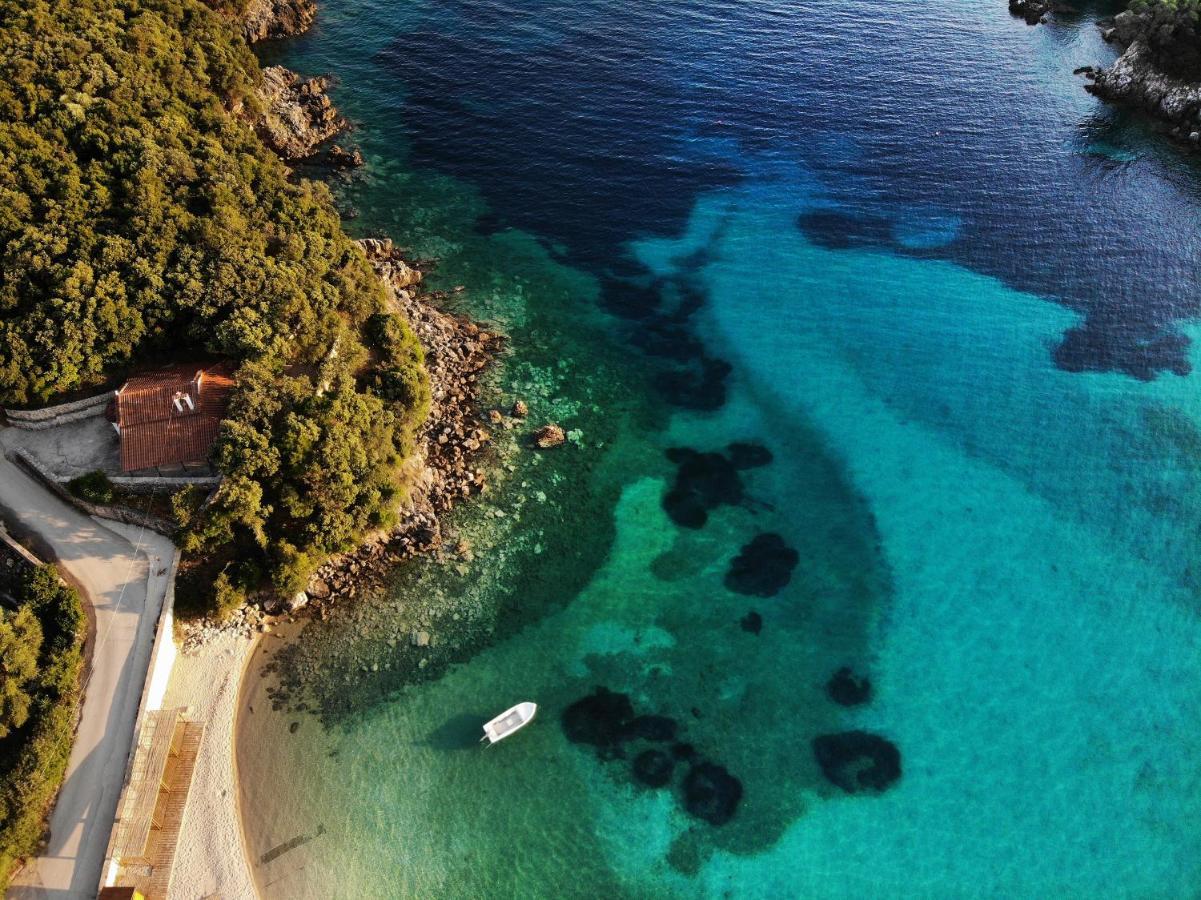 Prima Vista Beachfront Boutique Hotel Sívota Buitenkant foto